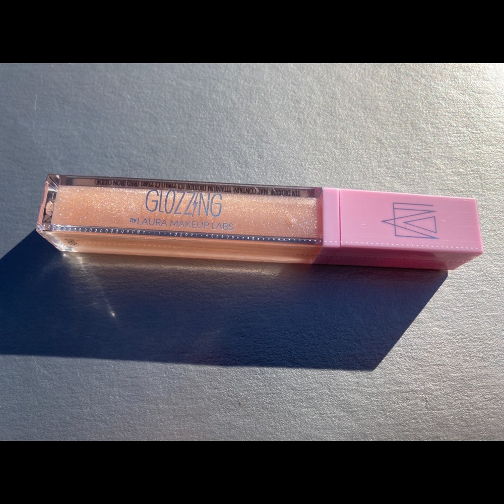 Glozzing Sparkly Lipgloss - Unopened